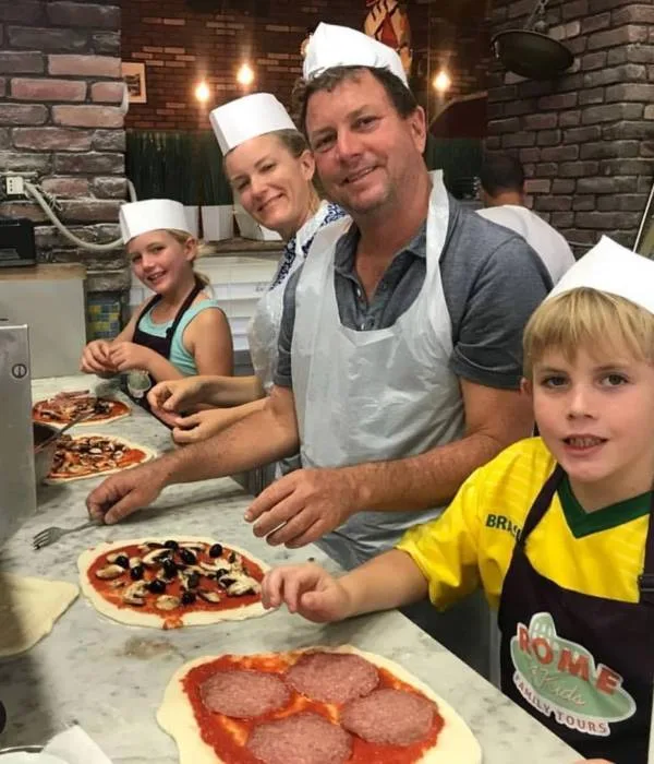 Cooking pizza and tiramisu in rome